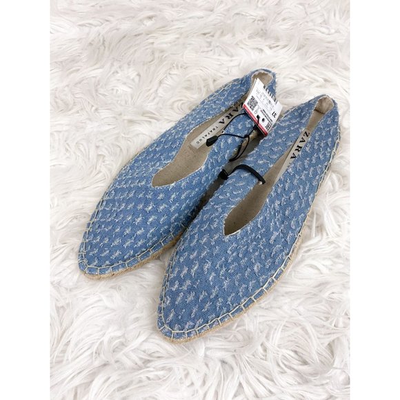 Zara Shoes - Zara Trafaluc Chambray Denim Slip On Espadrille Mule Pointed Toe Flats 6.5 NEW